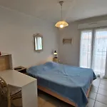 5 Pieces Climatise Avec Terrasse Et Parking A - Fr-1-780-30 Apartment *