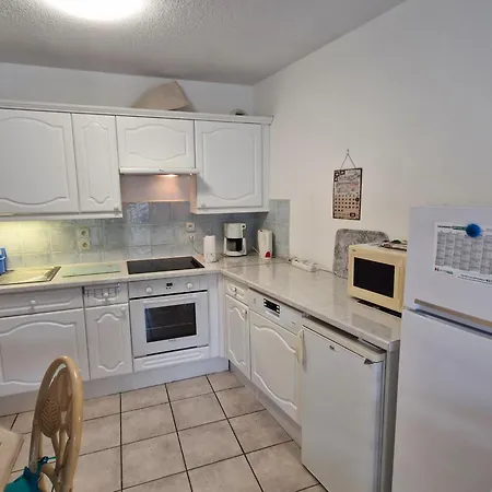 Apartment 5 Pieces Climatise Avec Terrasse Et Parking A - Fr-1-780-30 Sainte-Maxime
