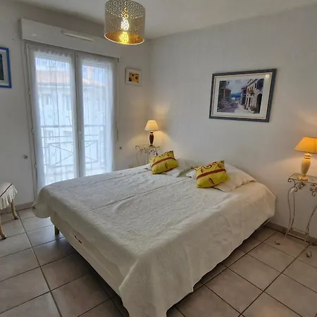 Apartment 5 Pieces Climatise Avec Terrasse Et Parking A - Fr-1-780-30 Sainte-Maxime
