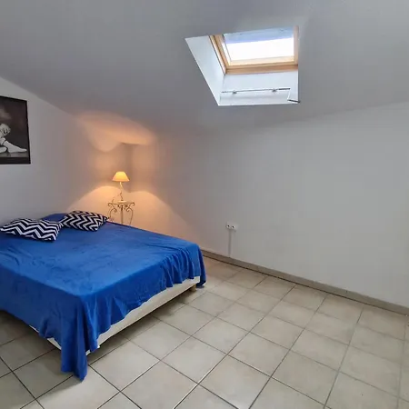 Apartment 5 Pieces Climatise Avec Terrasse Et Parking A - Fr-1-780-30 *