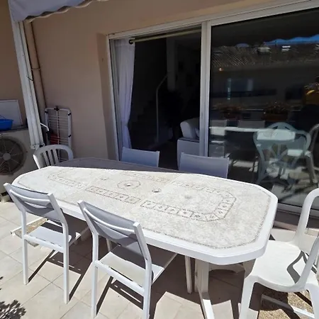Apartamento Climatisé 5 Pièces Avec Terrasse Et Parking En Centre-ville De - Fr-1-780-30 Sainte-Maxime