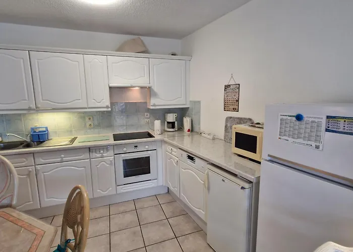 Apartment 5 Pieces Climatise Avec Terrasse Et Parking A - Fr-1-780-30 Sainte-Maxime