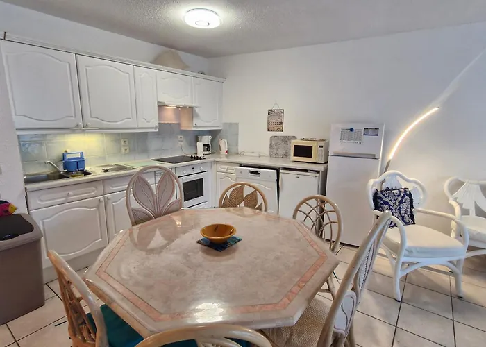 5 Pieces Climatise Avec Terrasse Et Parking A - Fr-1-780-30 Apartment *